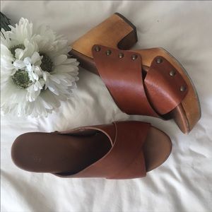 Kork-Ease Brown Clogs